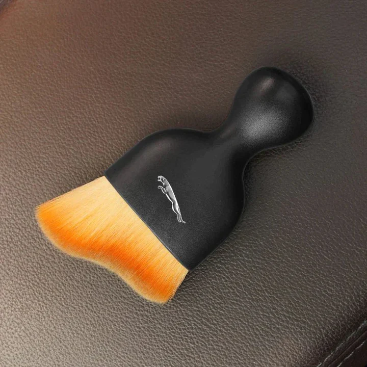 car-interior-dust-sweeping-soft-brush-590352_720x720